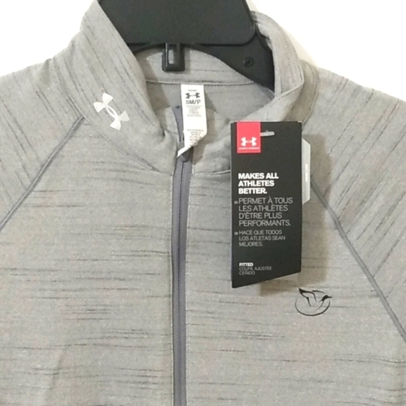 UNDER ARMOUR GRAY LONG SLEEVE FITTED PERFORMANCE TEE SIZE SMALL NWT - Picture 4 of 6